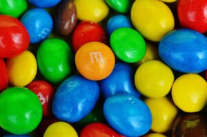 M字ハゲに悩むあなたに最適なチャップアップとイクオスの比較は？