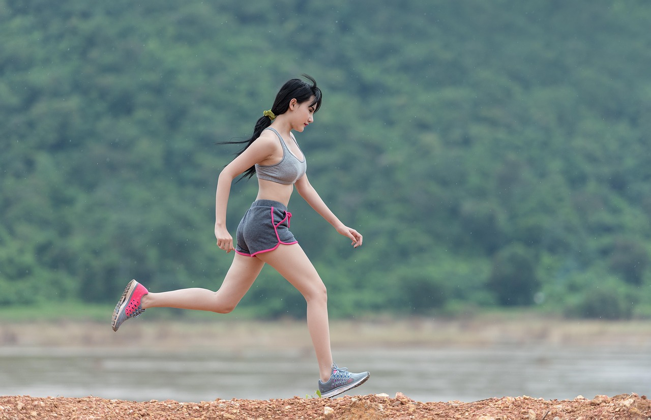 こめかみが薄い原因と対策は何ですか？